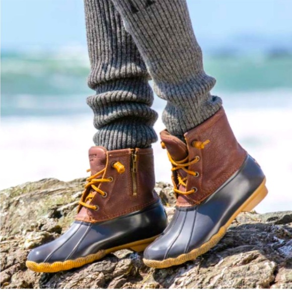 Sperry Shoes - Sperry Saltwater Duck Boots Brown Leather Navy Size 7M